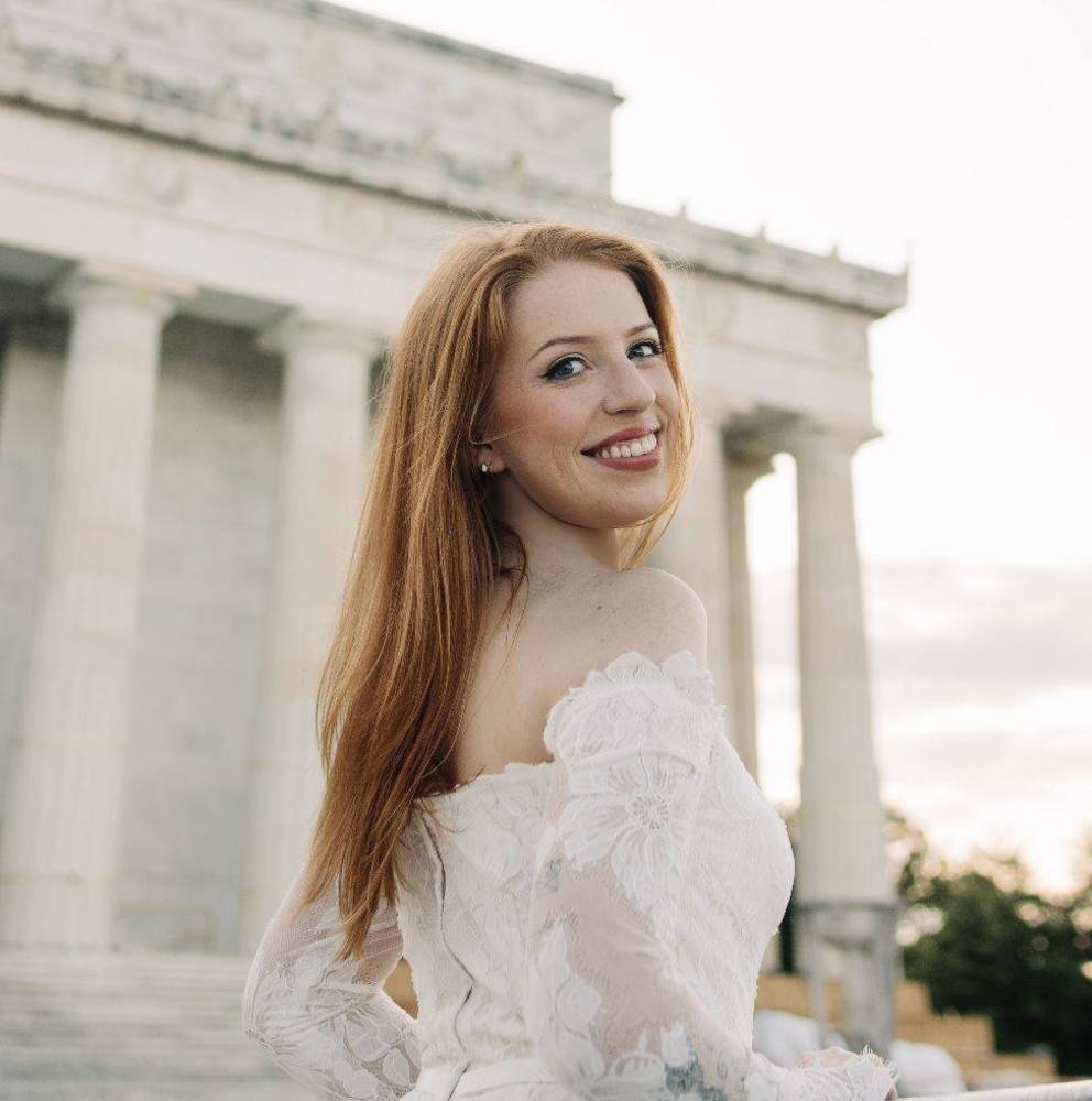 Meet your Posher, Ansley
